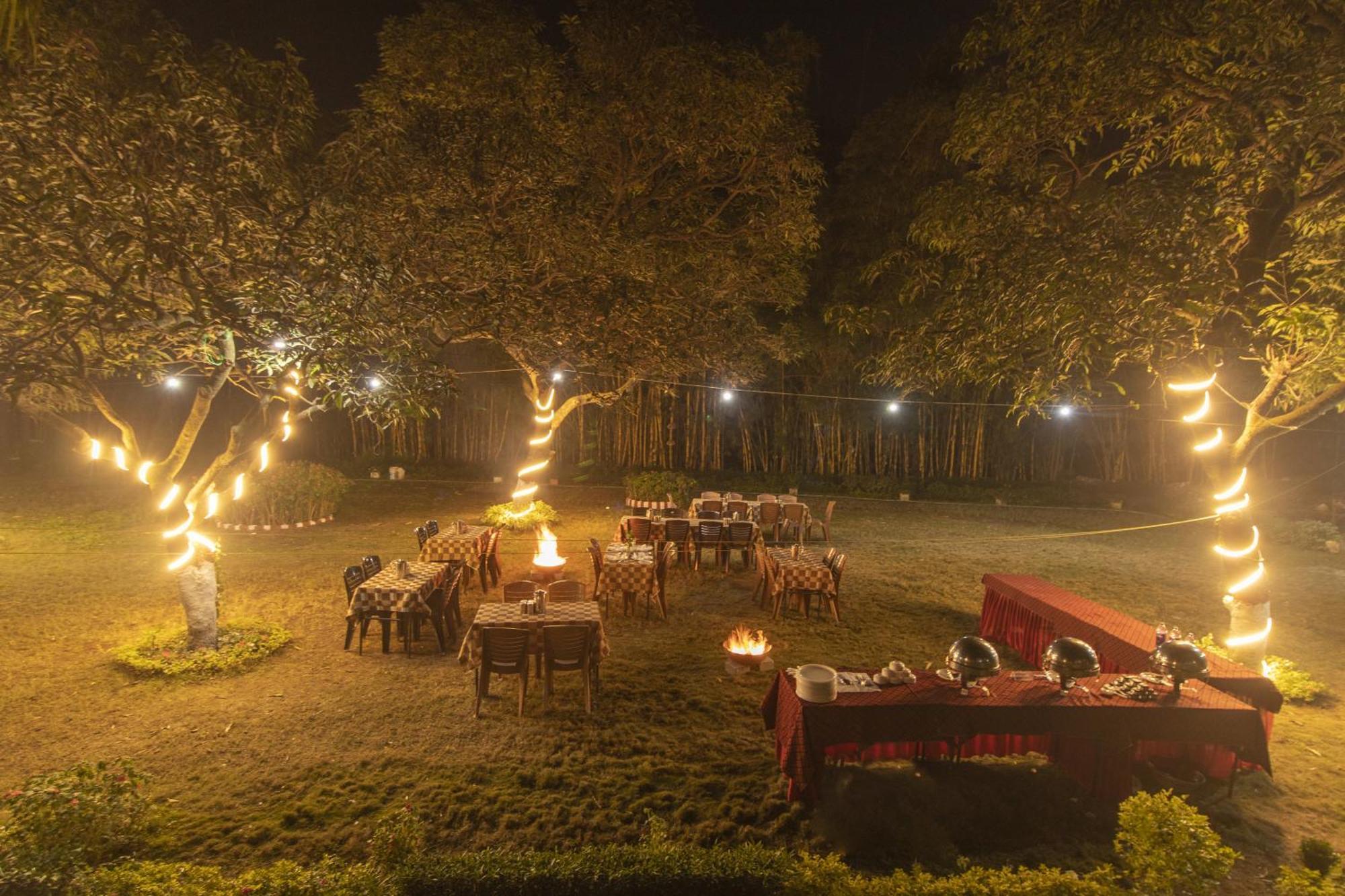 Wow Stayz2 Misty Meadows Pachmarhī Exterior foto