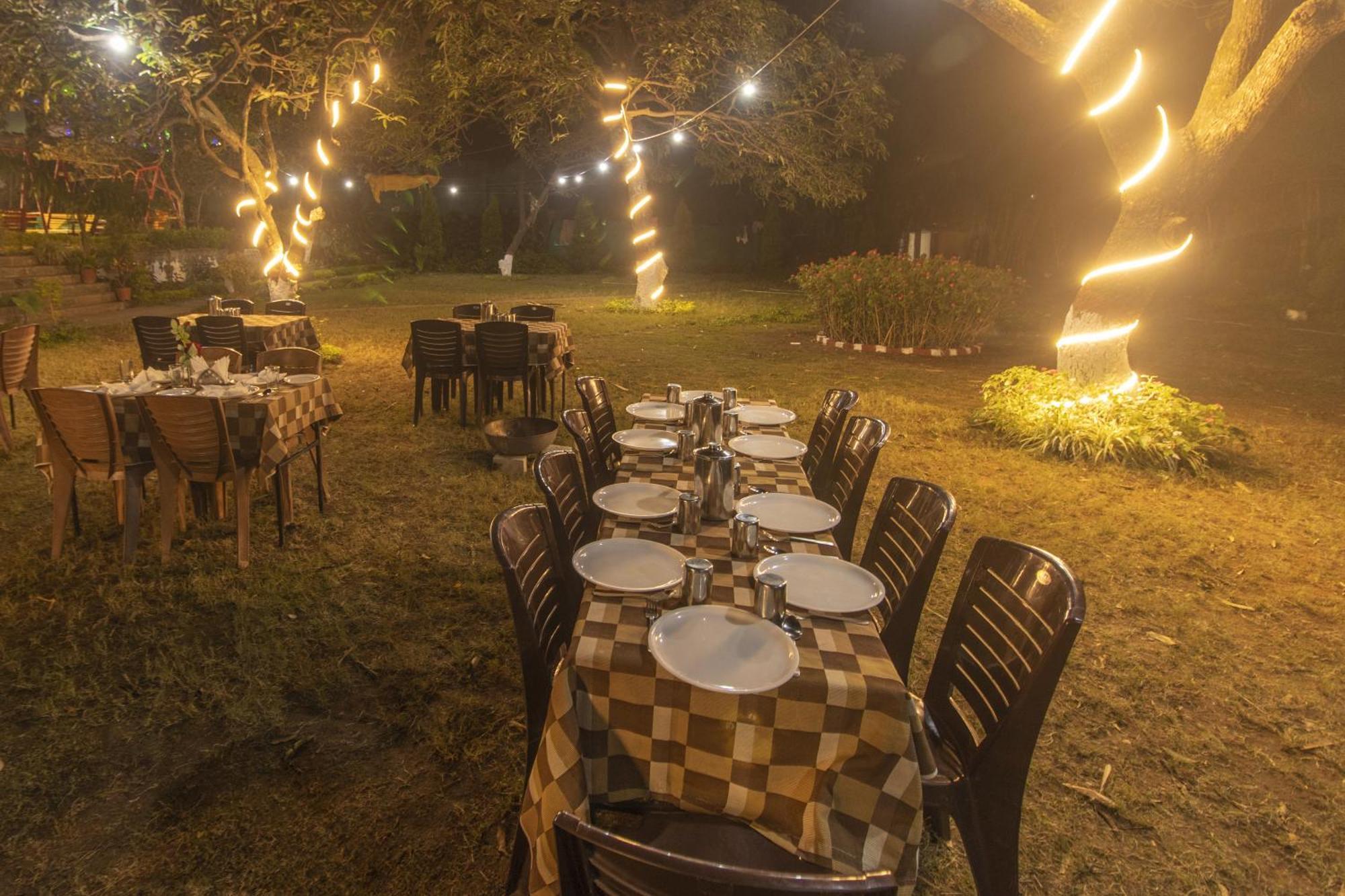 Wow Stayz2 Misty Meadows Pachmarhī Exterior foto